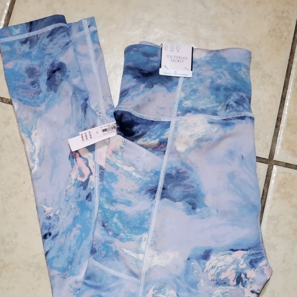 VICTORIA SECRET LEGGINGS